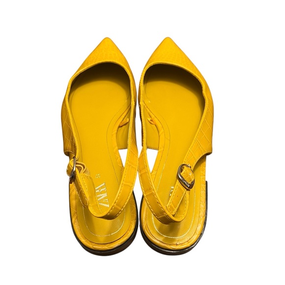 Zara Animal Print Pointed Toe Flats - Picture 7 of 11